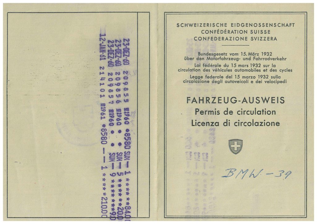 Schweizer Fahrzeugausweis (1)